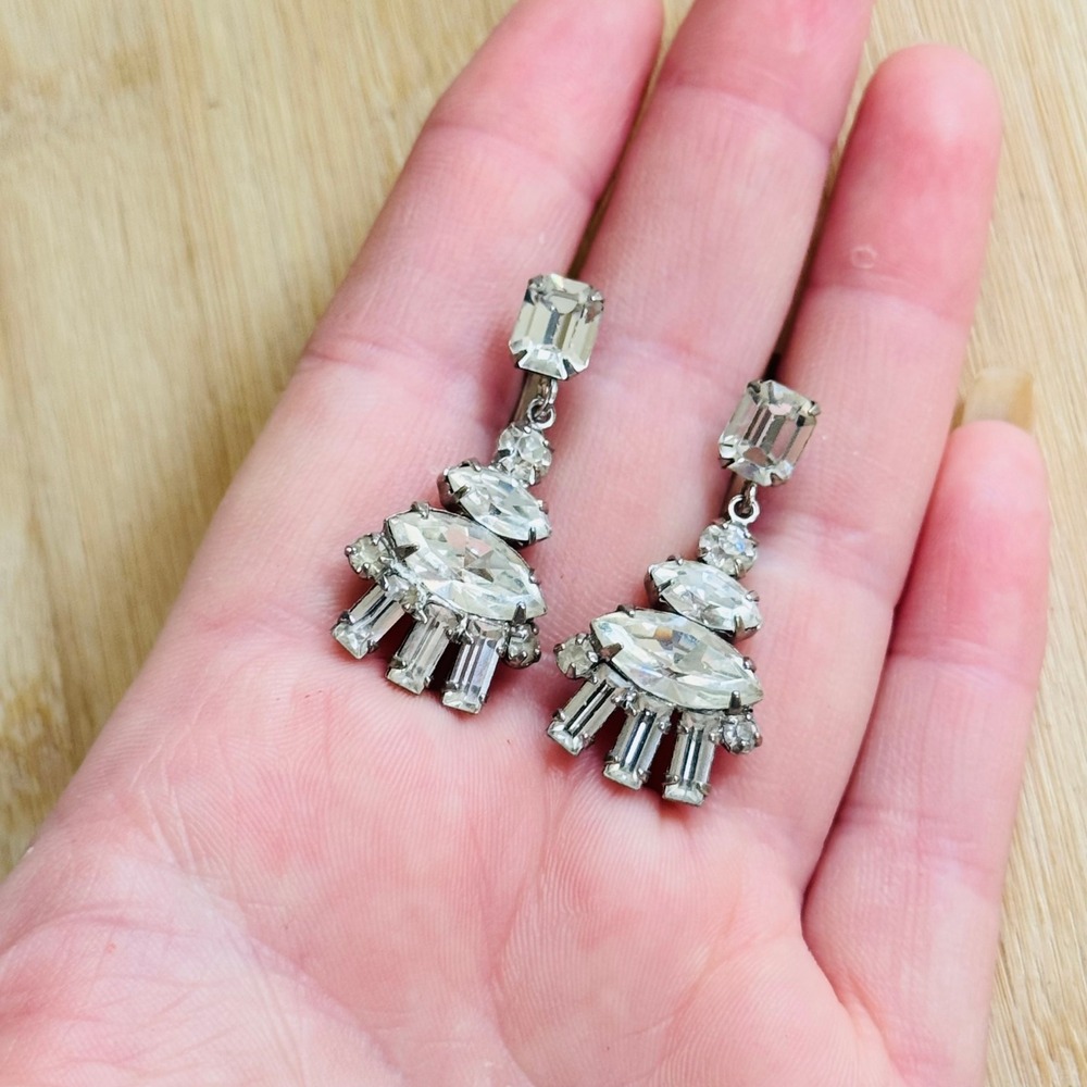 VTG Weiss Art Deco Screw-Back Earrings Dangle Marquise Baguette Rhinestone Glam